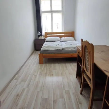 Aparttrans Botanic Garden Apartment Breslau